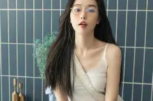 没想到国家出手曝光恶行才一天白冰竟又给谢霆锋添“麻烦”
