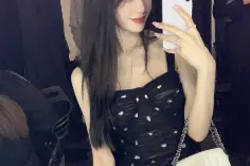 张凌赫评论区沦陷！连上8个热搜遭网友讽刺：39个人就崩溃了？