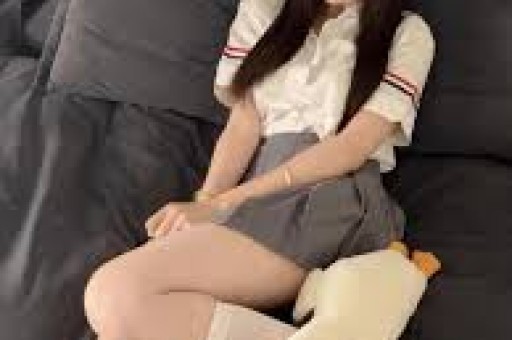 恩爱32年不敌现实朱媛媛辞世一年后悲痛隐退的辛柏青如今怎样